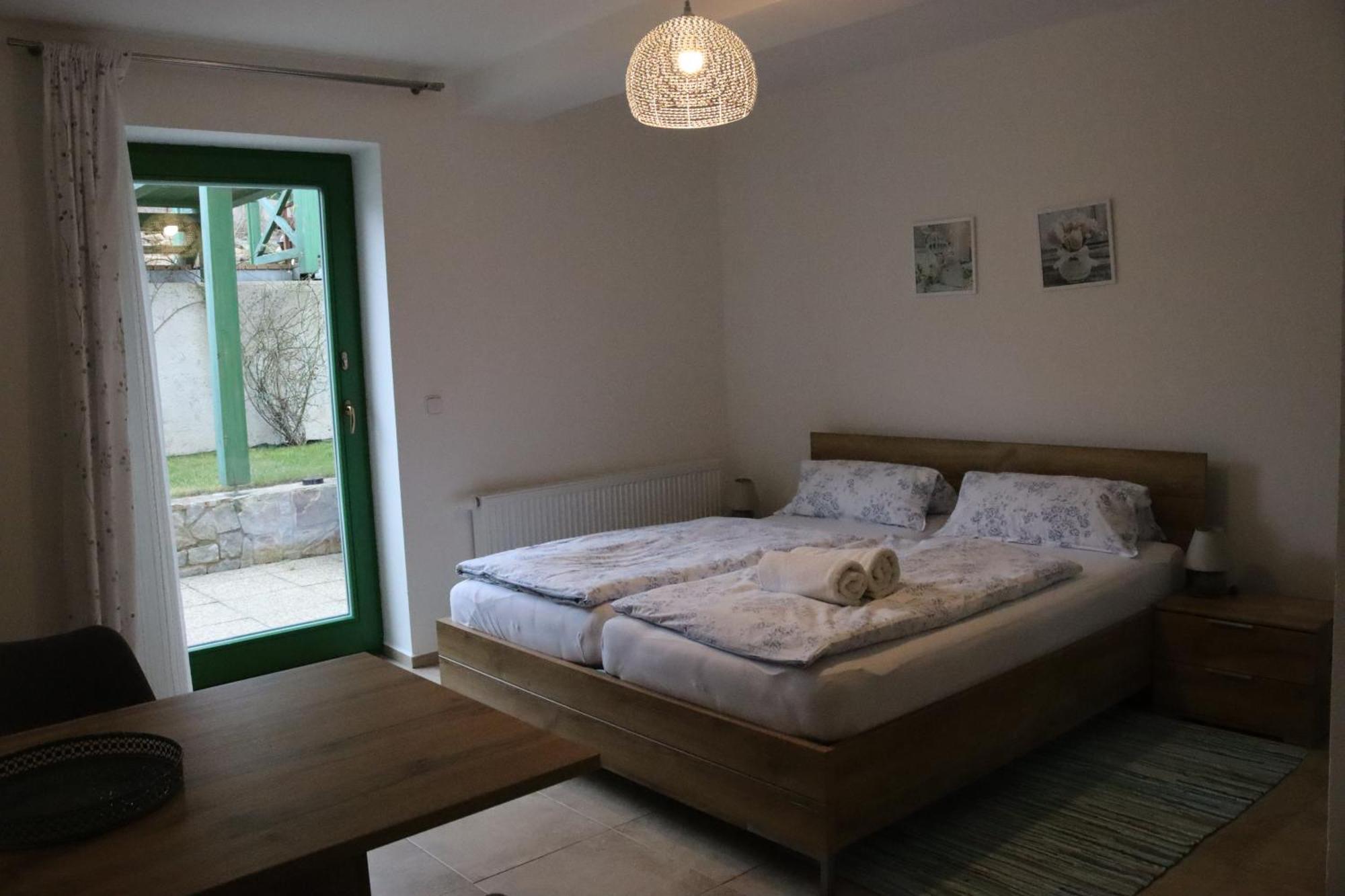 Penzion-Apartman Soucek Jindrichuv Hradec Exterior photo